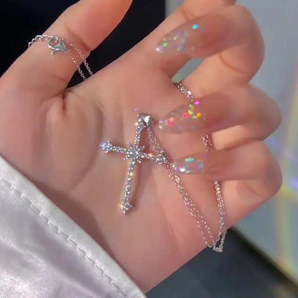 Elegant necklace Sparkly necklace Diamond Cross Pendant Silver 925 Necklace - Picture 4 of 5